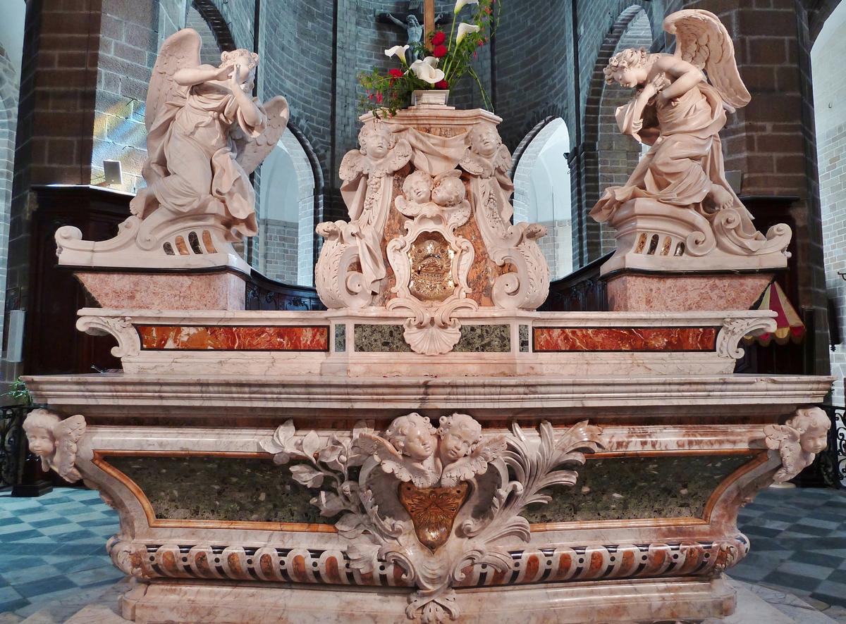 Ancien Maitre-autel